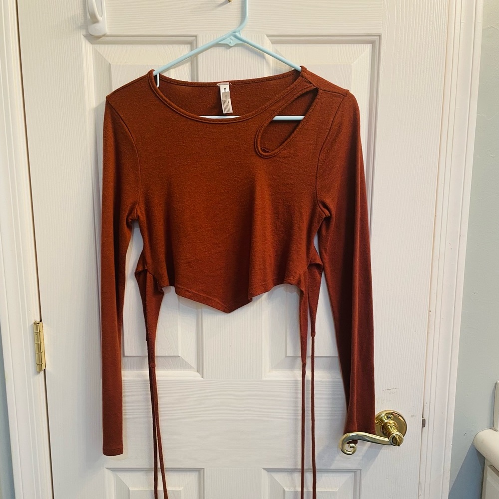 Brown seven day weekend crop top